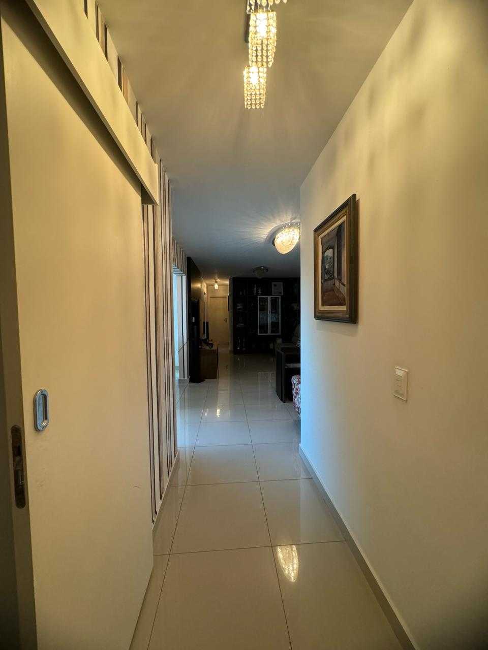 Apartamento à venda com 4 quartos, 94m² - Foto 1