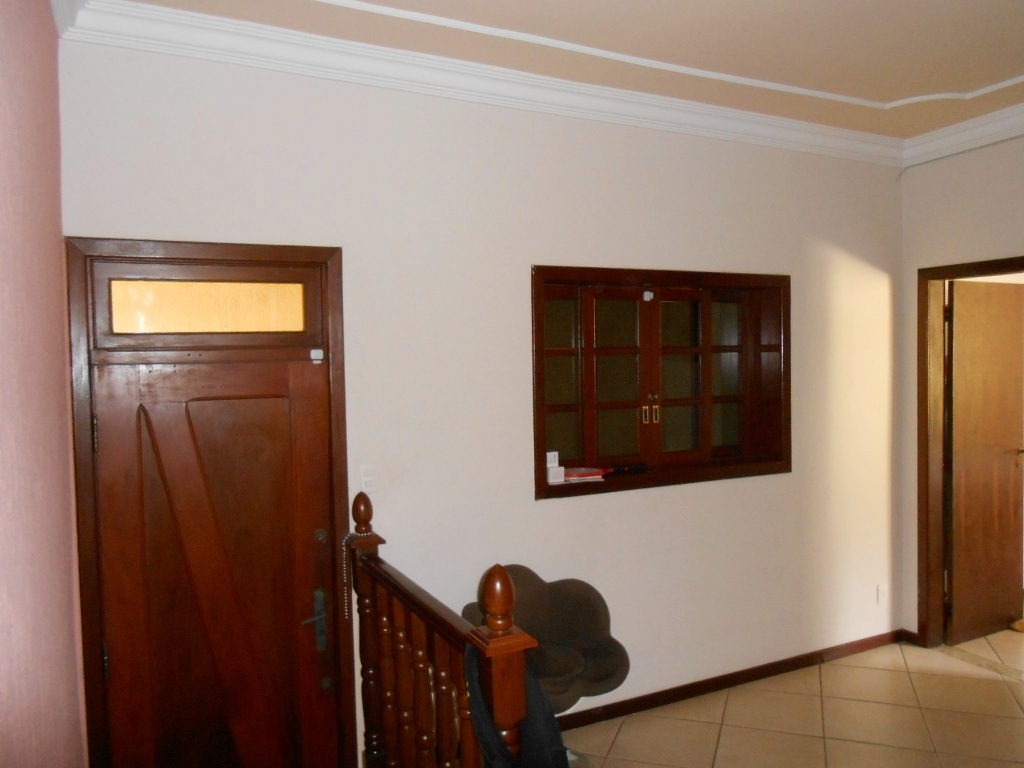 Casa à venda com 3 quartos, 200m² - Foto 15