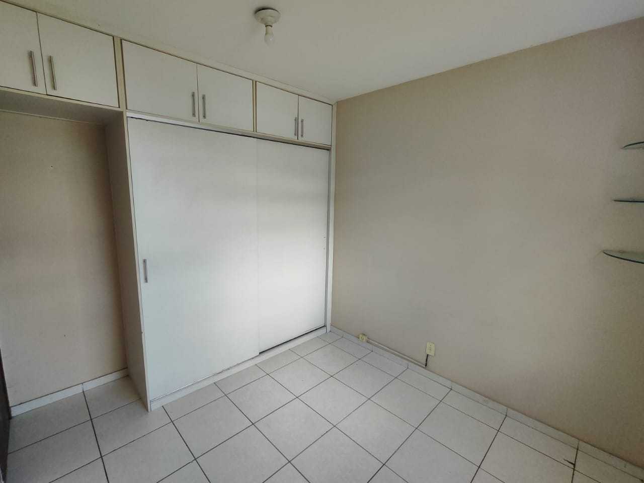 Apartamento à venda com 2 quartos, 68m² - Foto 8