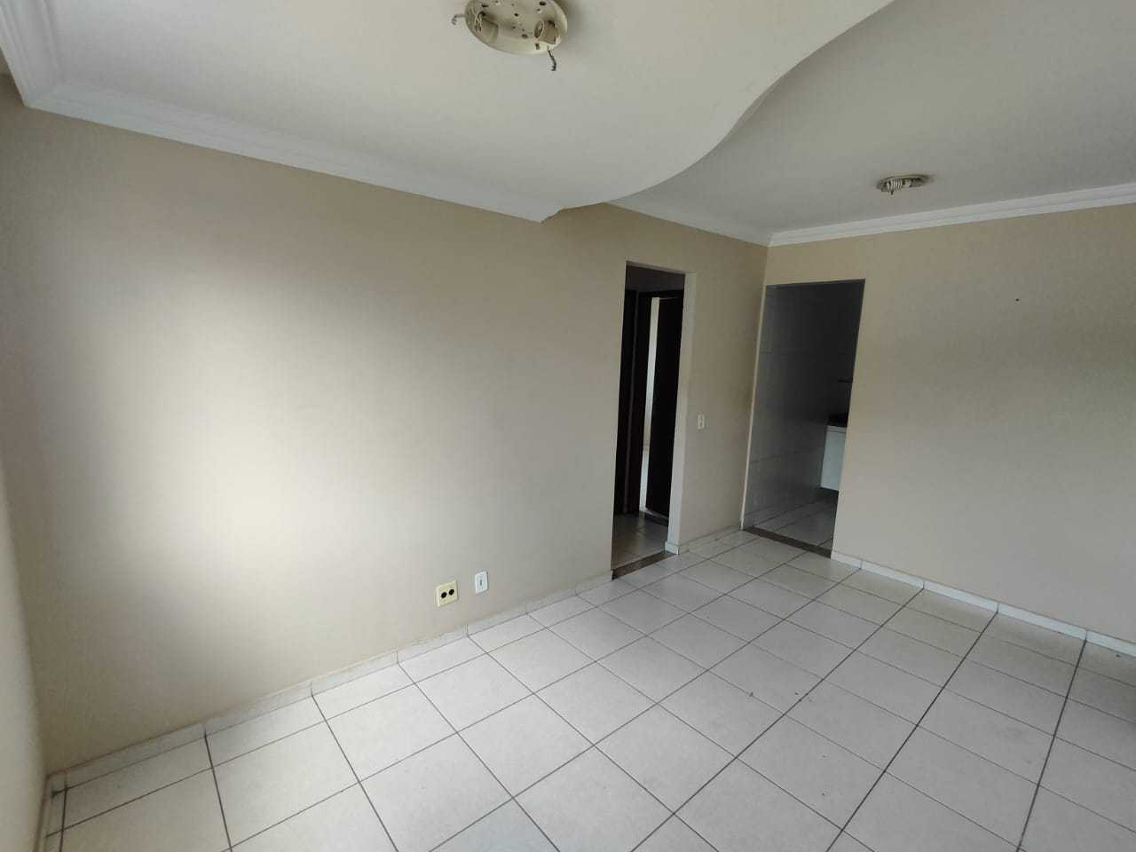 Apartamento à venda com 2 quartos, 68m² - Foto 4