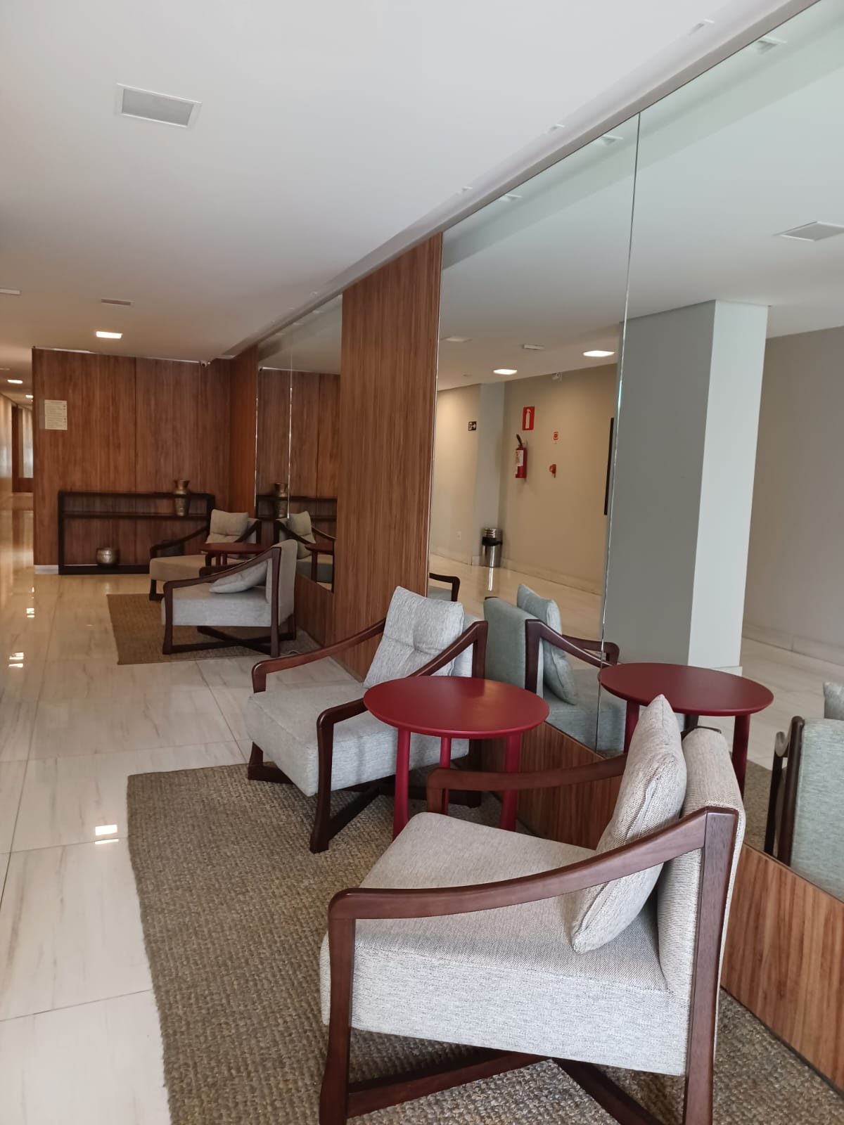 Apartamento à venda com 2 quartos, 64m² - Foto 20