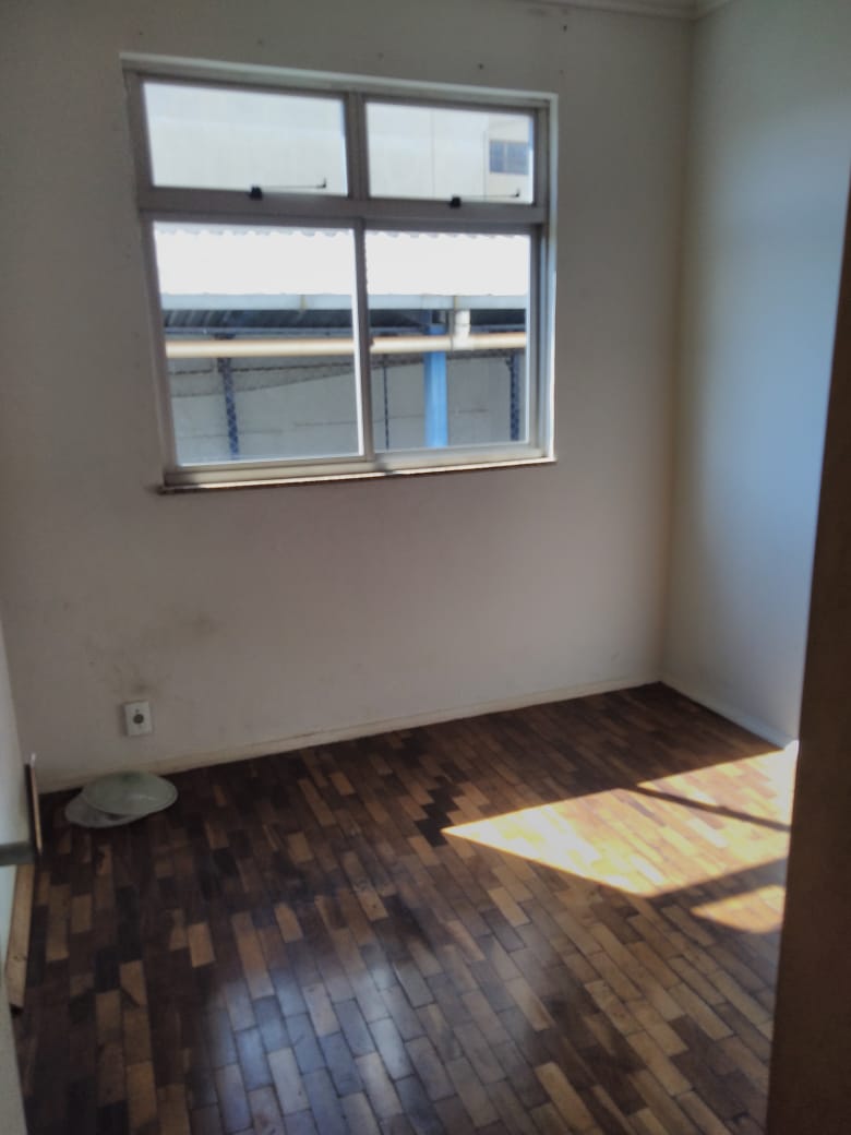 Apartamento à venda com 2 quartos, 62m² - Foto 25