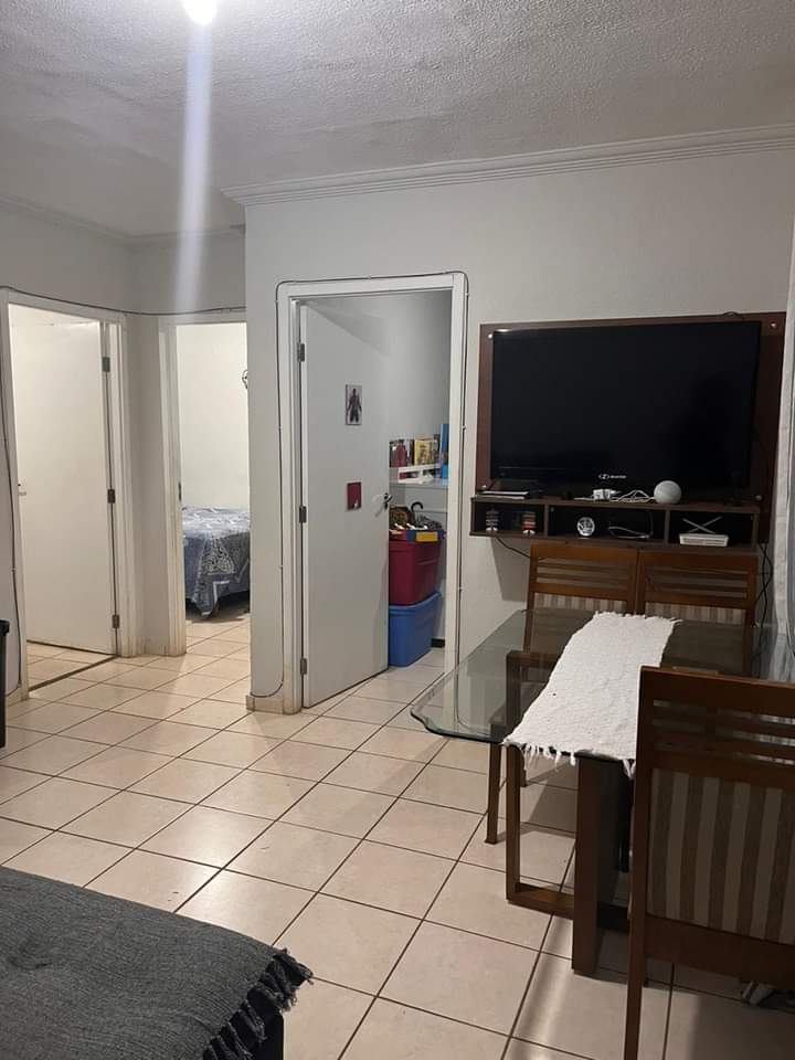 Apartamento à venda com 2 quartos, 48m² - Foto 2