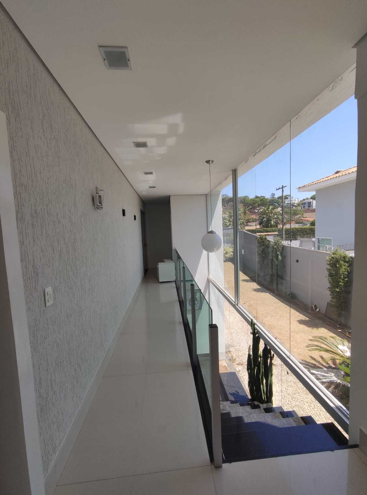 Casa à venda com 4 quartos, 300m² - Foto 13