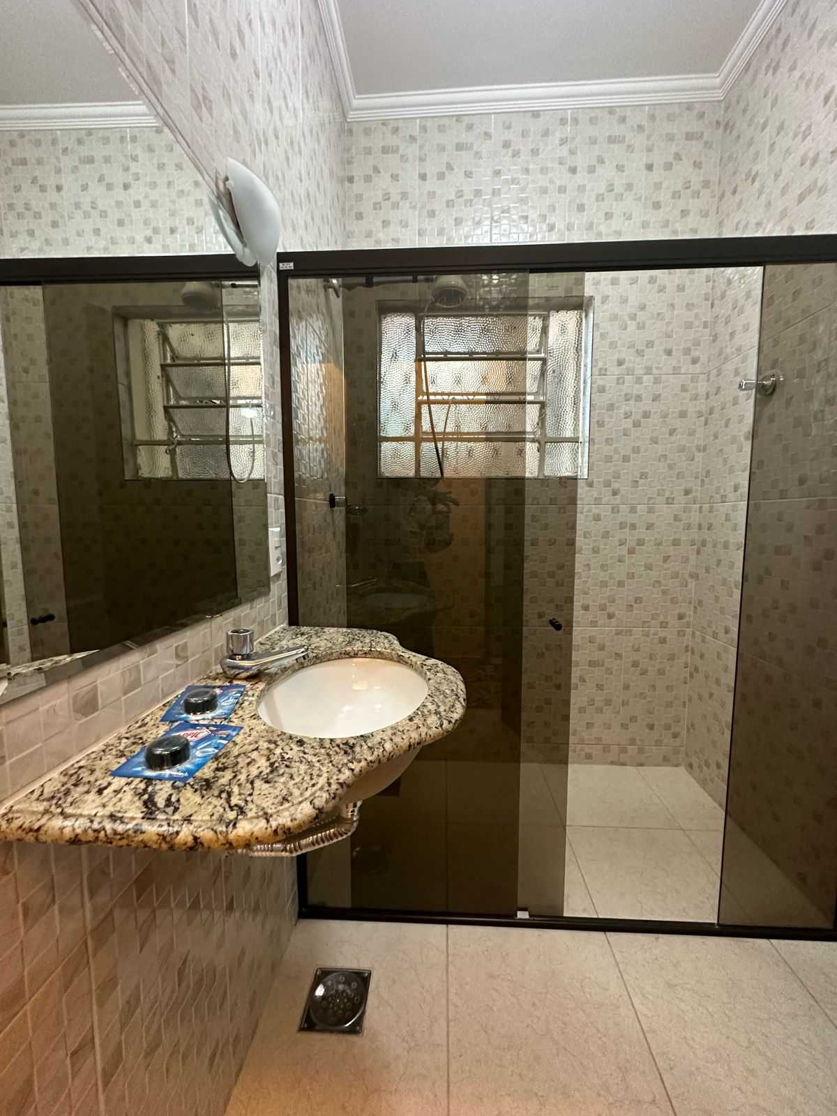 Casa à venda com 3 quartos, 300m² - Foto 14