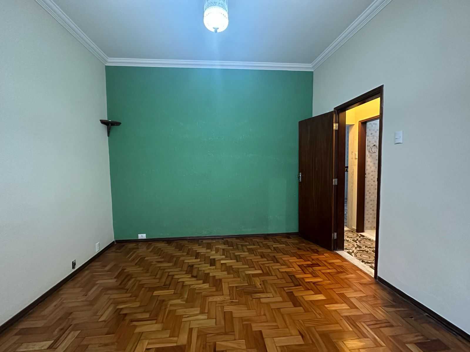 Casa à venda com 3 quartos, 300m² - Foto 10