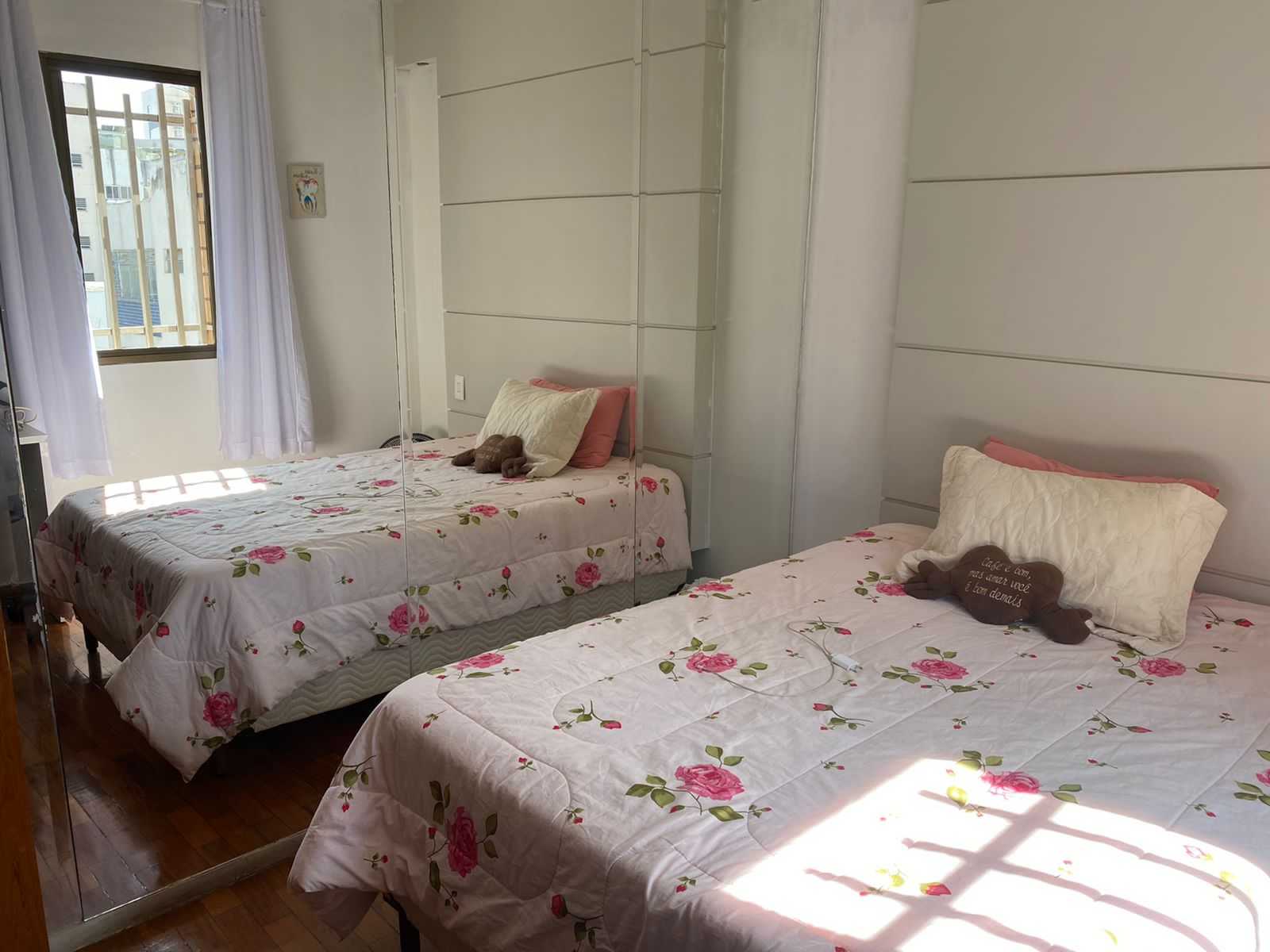 Apartamento à venda com 3 quartos, 95m² - Foto 4