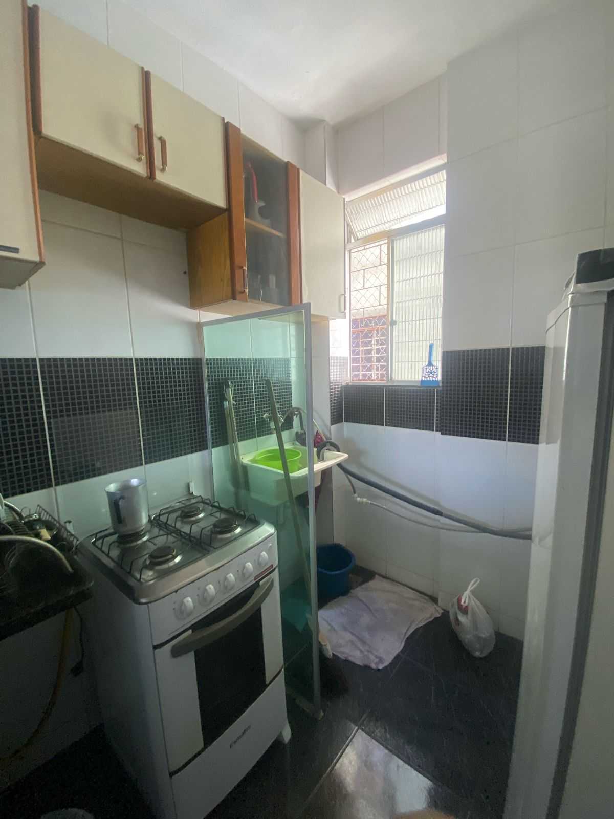 Apartamento à venda com 3 quartos, 60m² - Foto 1