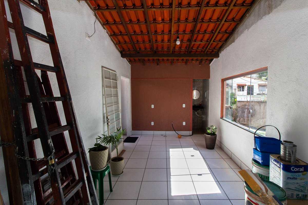 Casa à venda com 4 quartos, 333m² - Foto 18