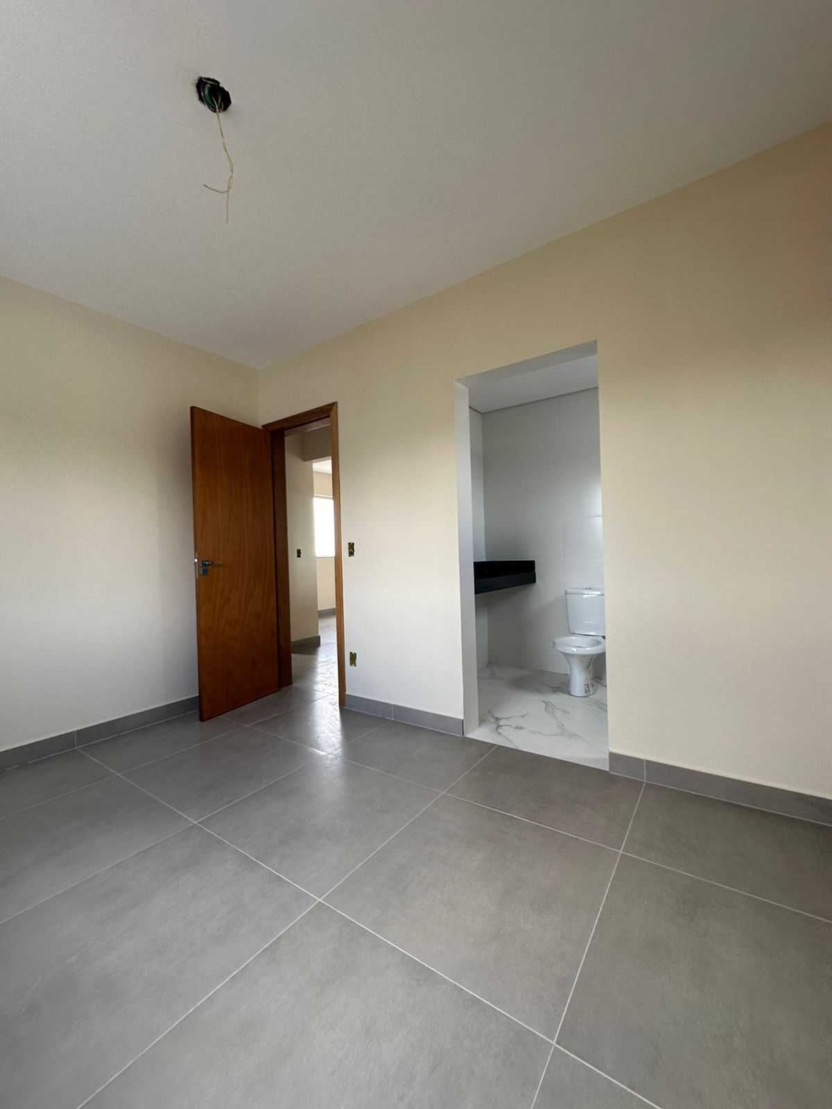 Apartamento à venda com 2 quartos, 62m² - Foto 12