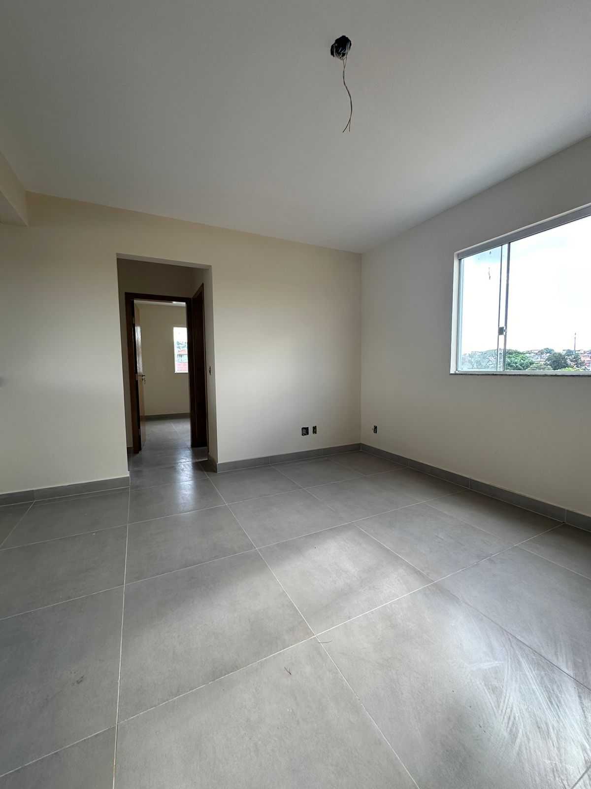 Apartamento à venda com 2 quartos, 62m² - Foto 1