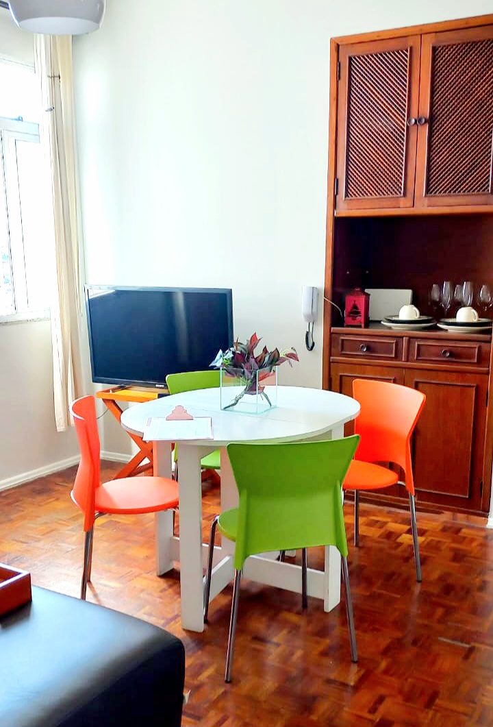 Apartamento à venda com 2 quartos, 55m² - Foto 11