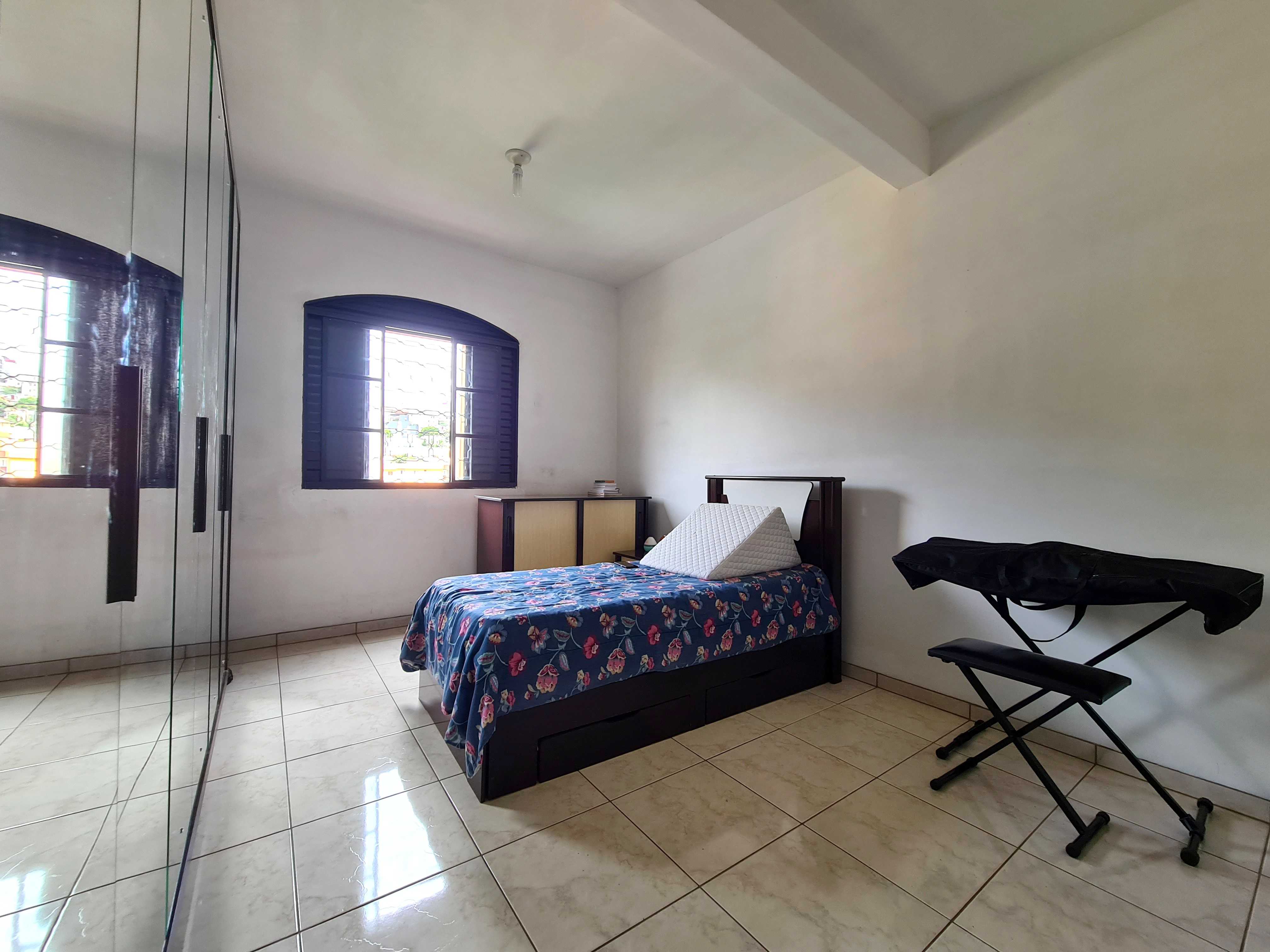 Casa à venda com 3 quartos, 360m² - Foto 6