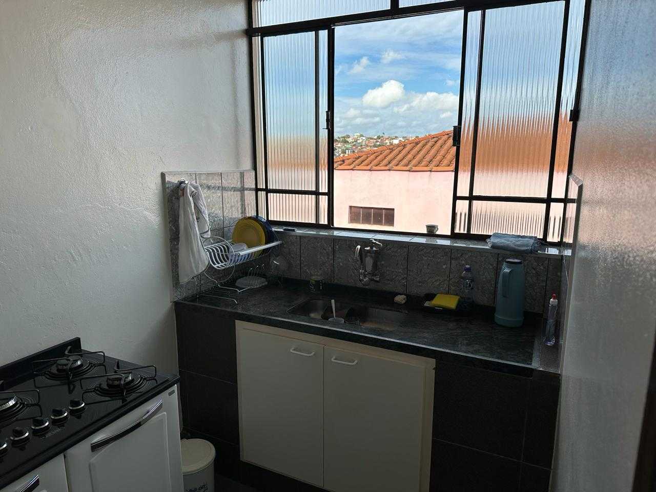 Casa à venda com 2 quartos, 360m² - Foto 12