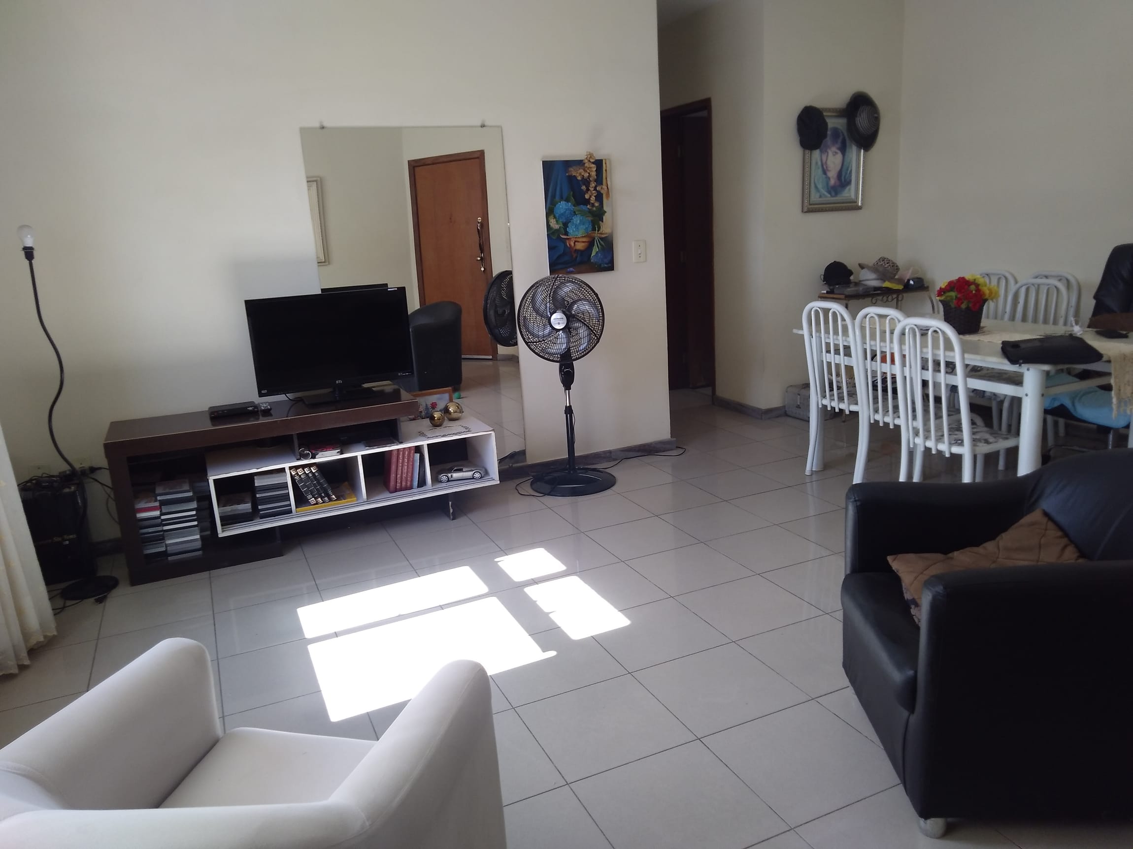 Apartamento à venda com 3 quartos, 115m² - Foto 3