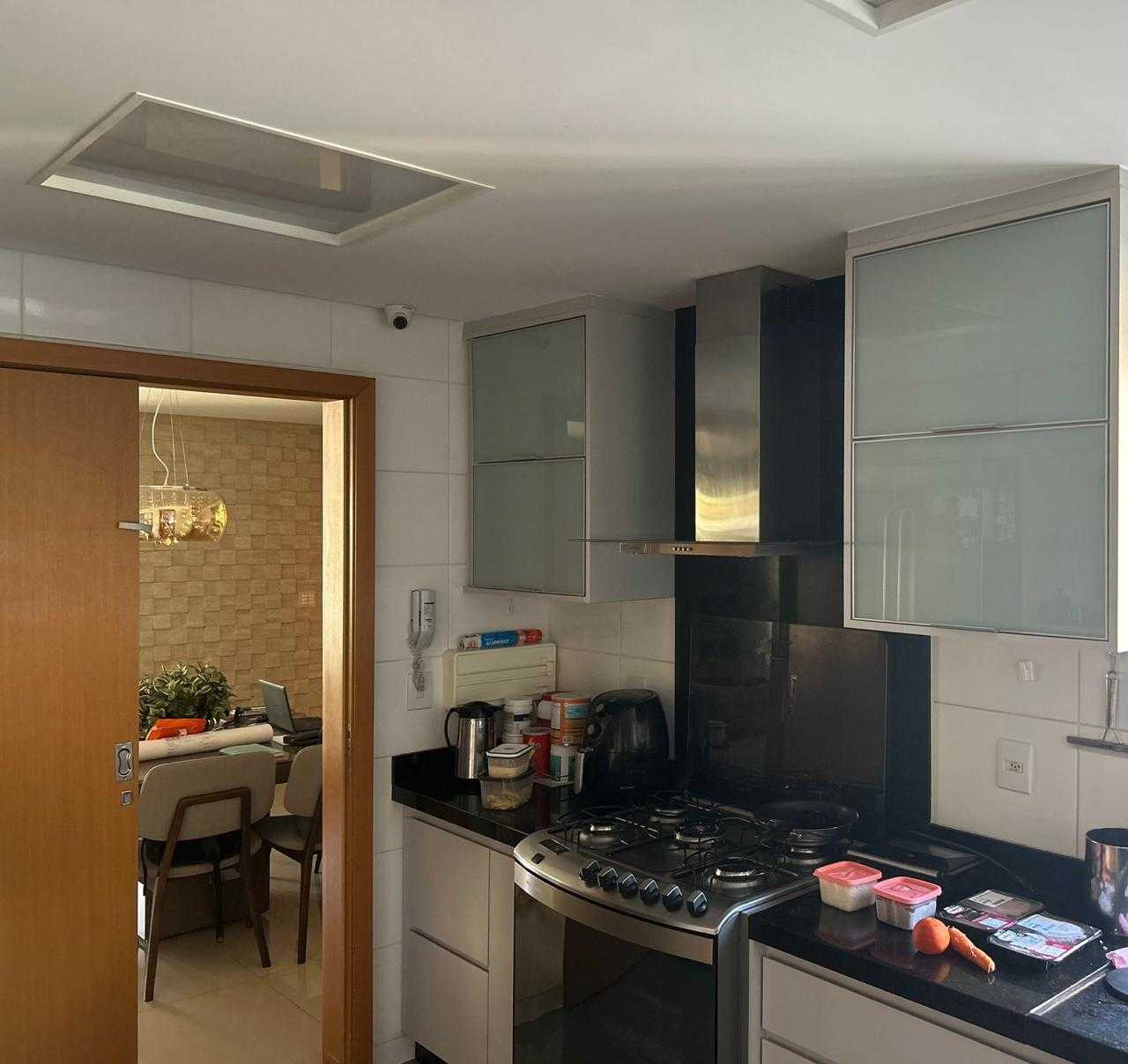 Apartamento à venda com 4 quartos, 134m² - Foto 9