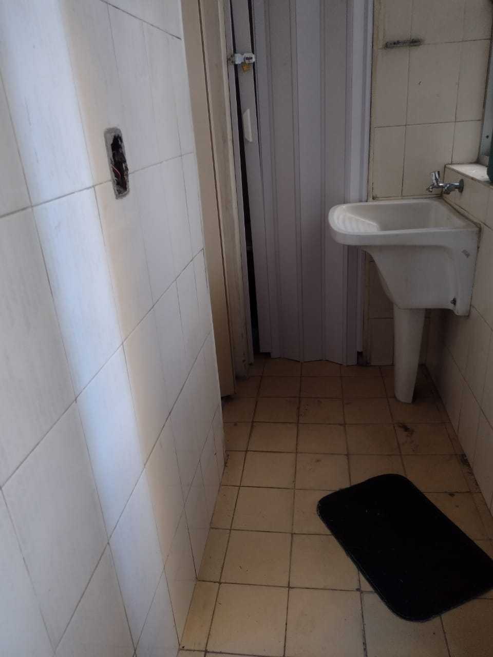 Apartamento à venda com 2 quartos, 70m² - Foto 7