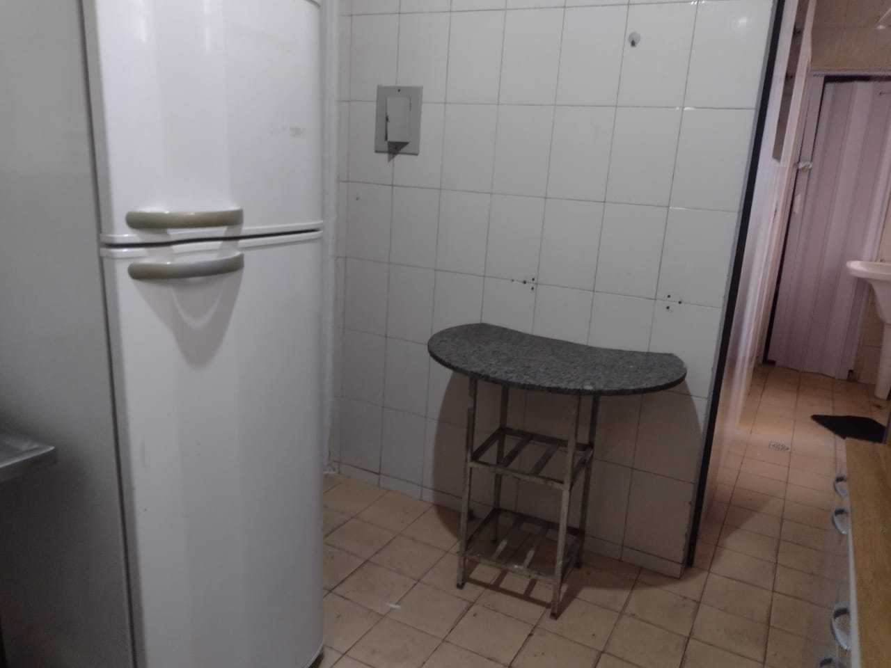 Apartamento à venda com 2 quartos, 70m² - Foto 10