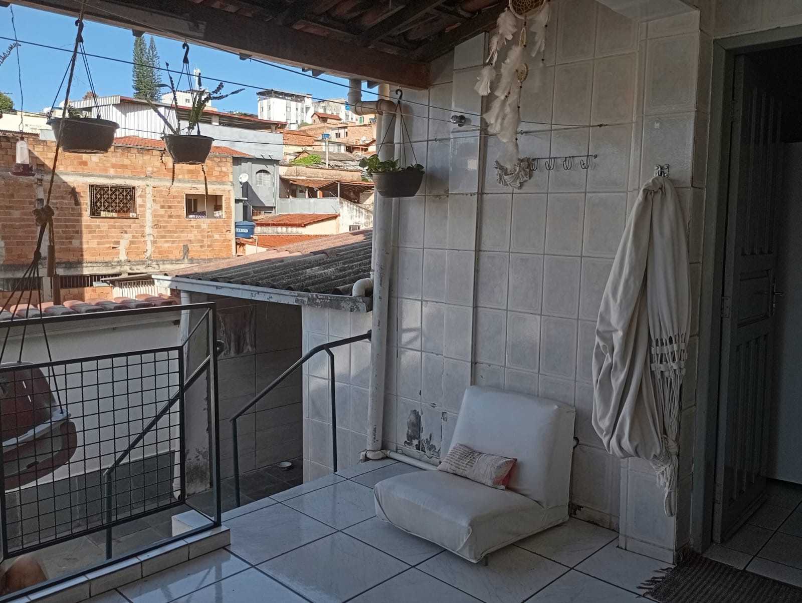 Casa à venda com 3 quartos, 320m² - Foto 8