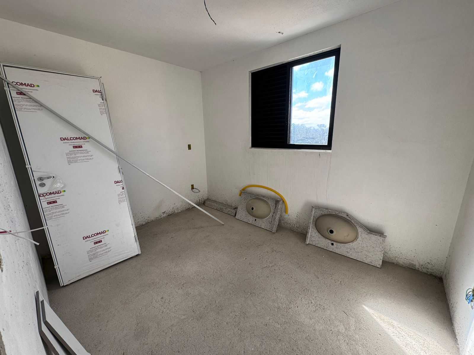 Apartamento à venda com 2 quartos, 63m² - Foto 15