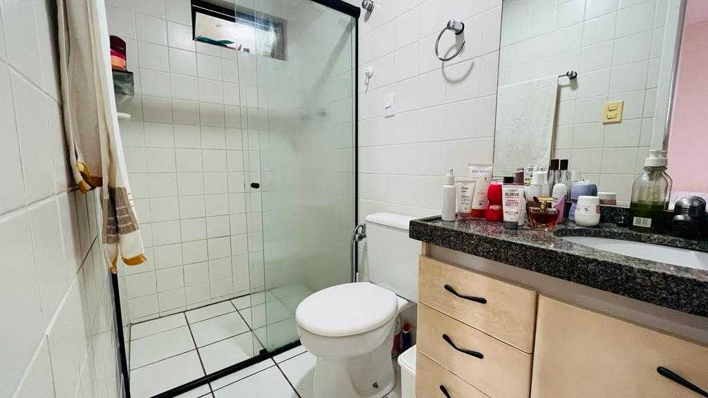 Apartamento à venda com 3 quartos, 105m² - Foto 8