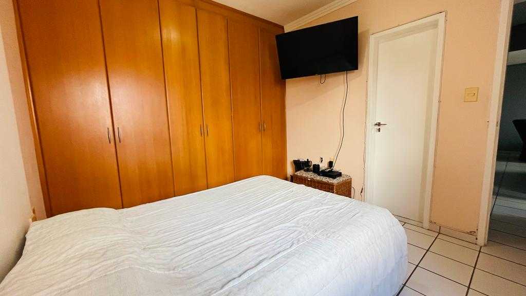 Apartamento à venda com 3 quartos, 105m² - Foto 7