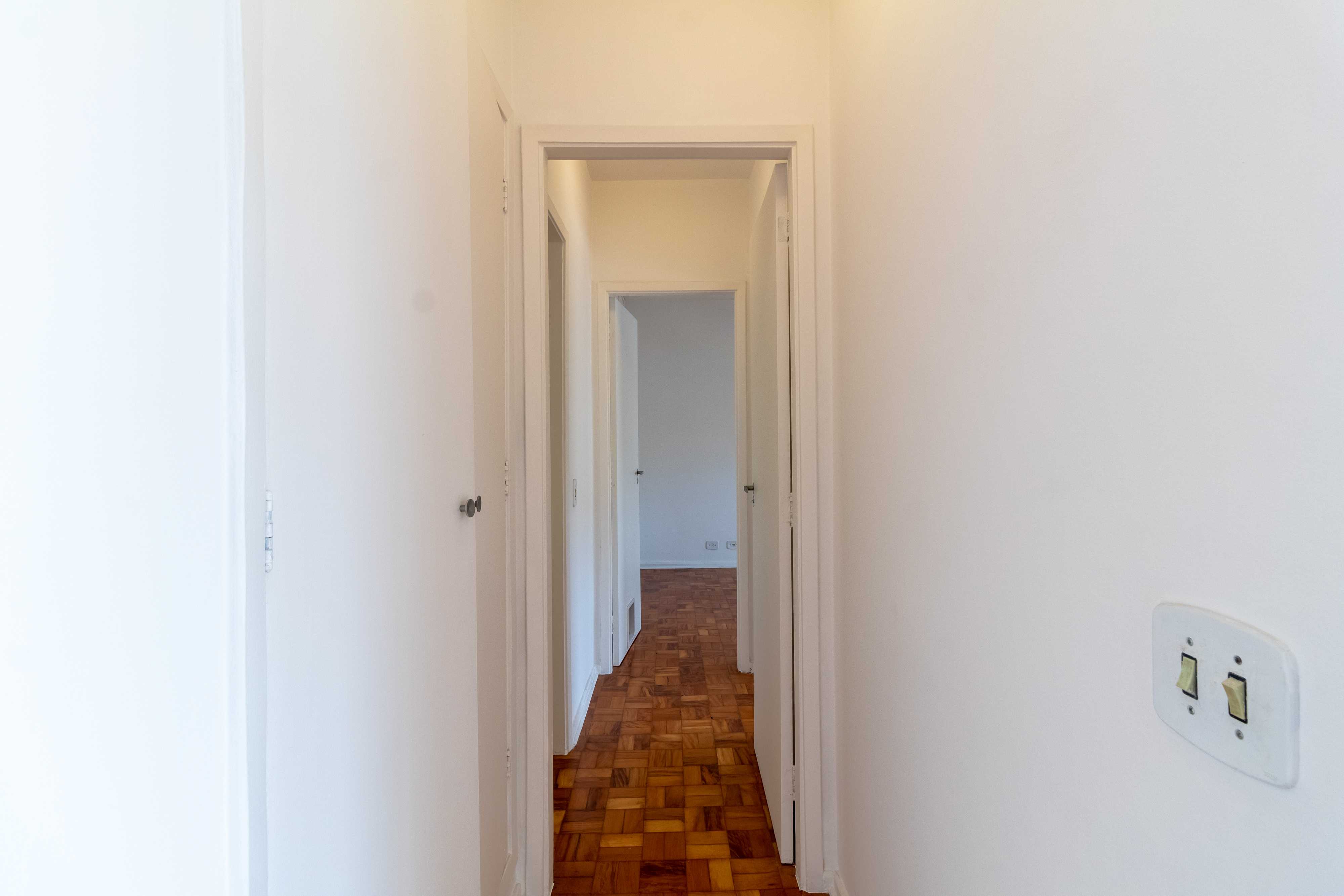 Apartamento à venda com 2 quartos, 75m² - Foto 3