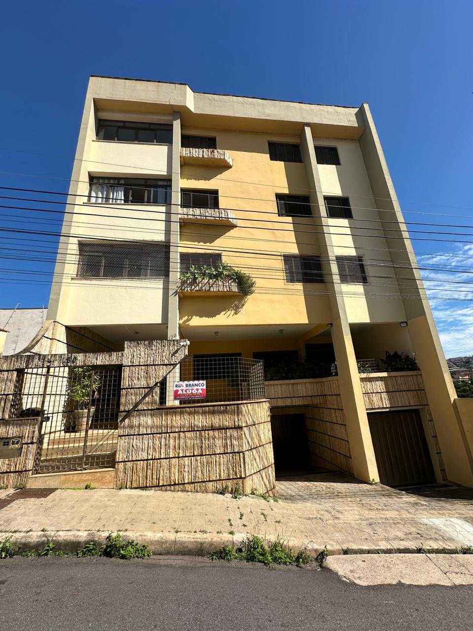 Apartamento à venda com 3 quartos, 129m² - Foto 1