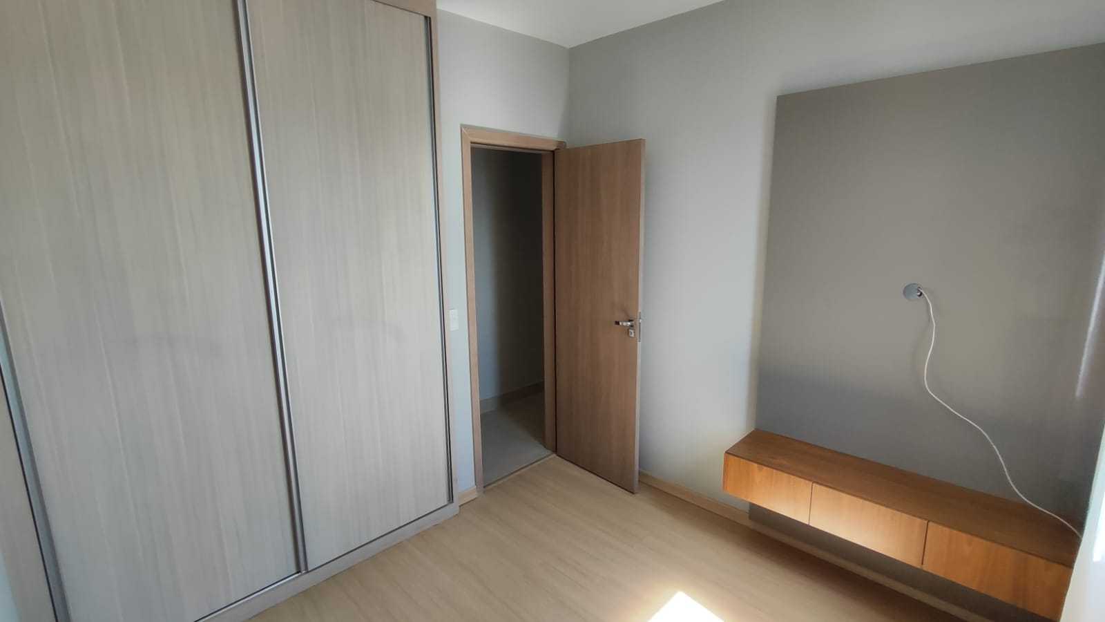 Apartamento à venda com 3 quartos, 207m² - Foto 19