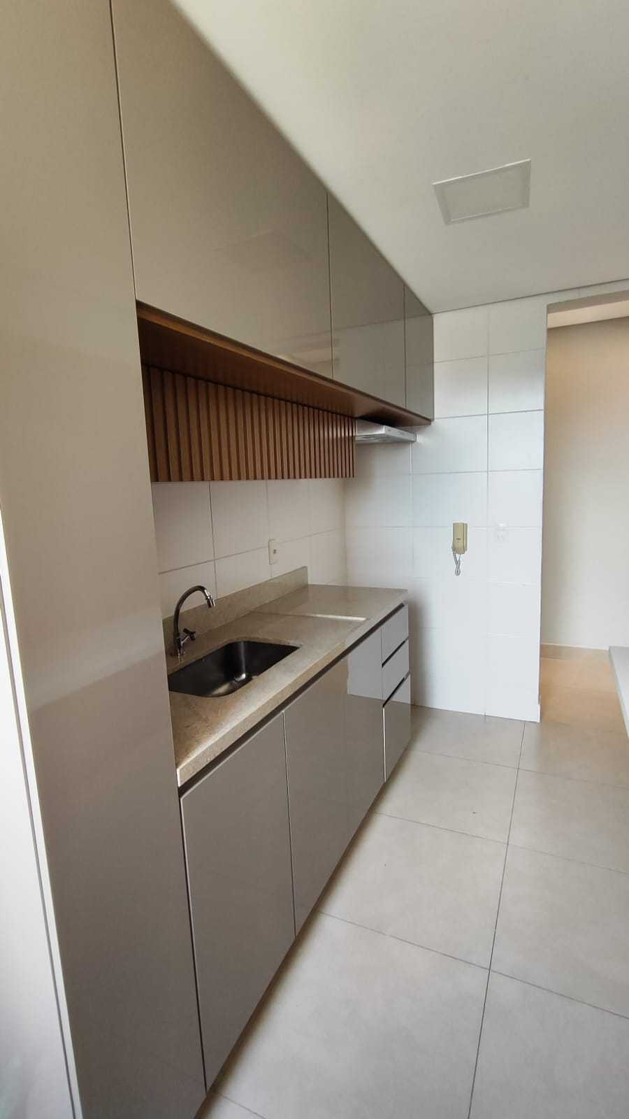 Apartamento à venda com 3 quartos, 207m² - Foto 9