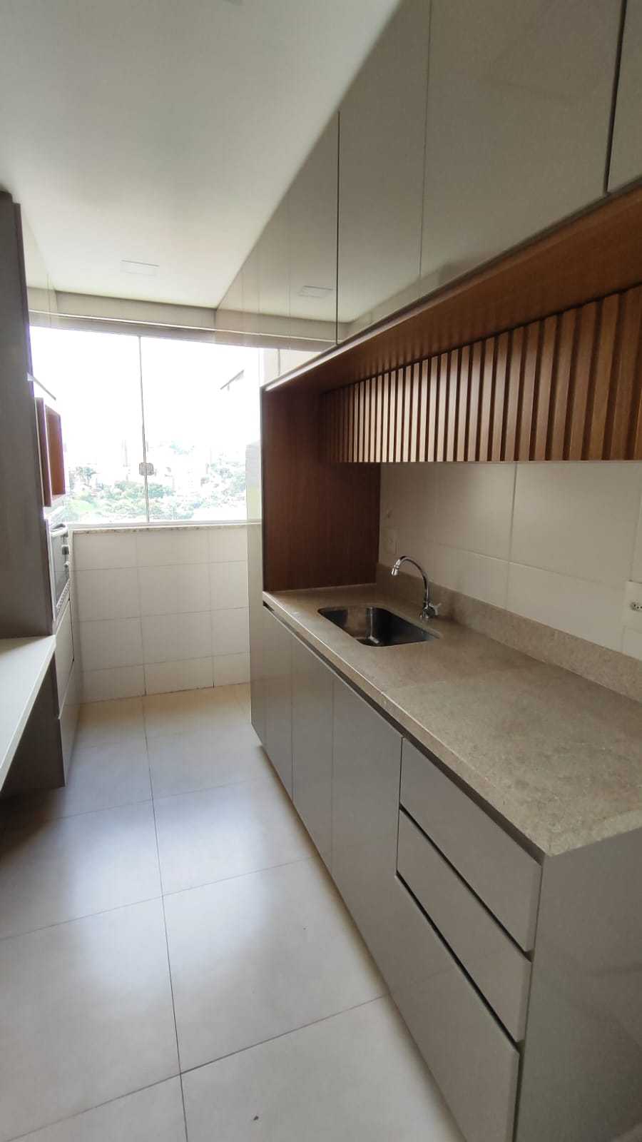 Apartamento à venda com 3 quartos, 207m² - Foto 5