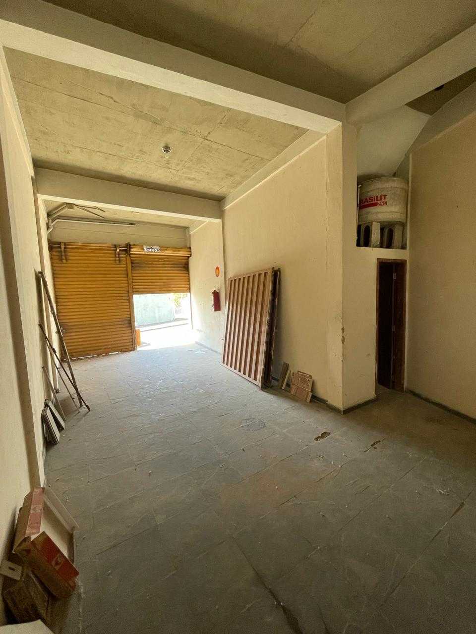 Loja-Salão para alugar, 47m² - Foto 2