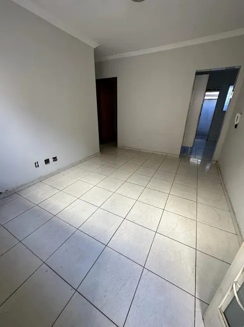 Apartamento à venda com 3 quartos, 70m² - Foto 4