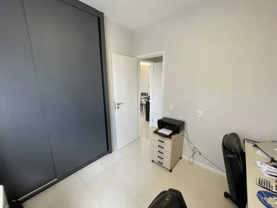 Apartamento à venda com 4 quartos, 150m² - Foto 6