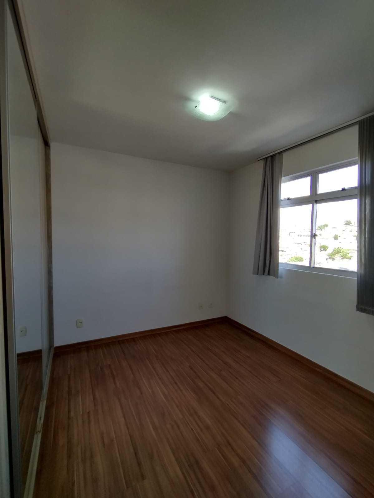 Apartamento para alugar com 3 quartos, 90m² - Foto 25