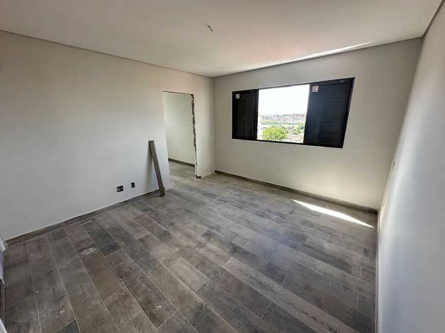 Apartamento à venda com 4 quartos, 250m² - Foto 19