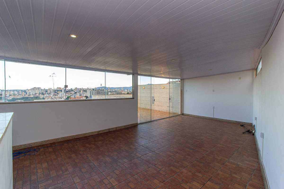 Apartamento à venda com 3 quartos, 257m² - Foto 19