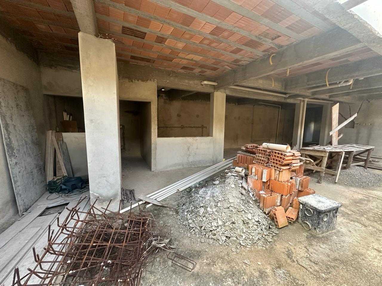 Casa à venda com 3 quartos, 261m² - Foto 6