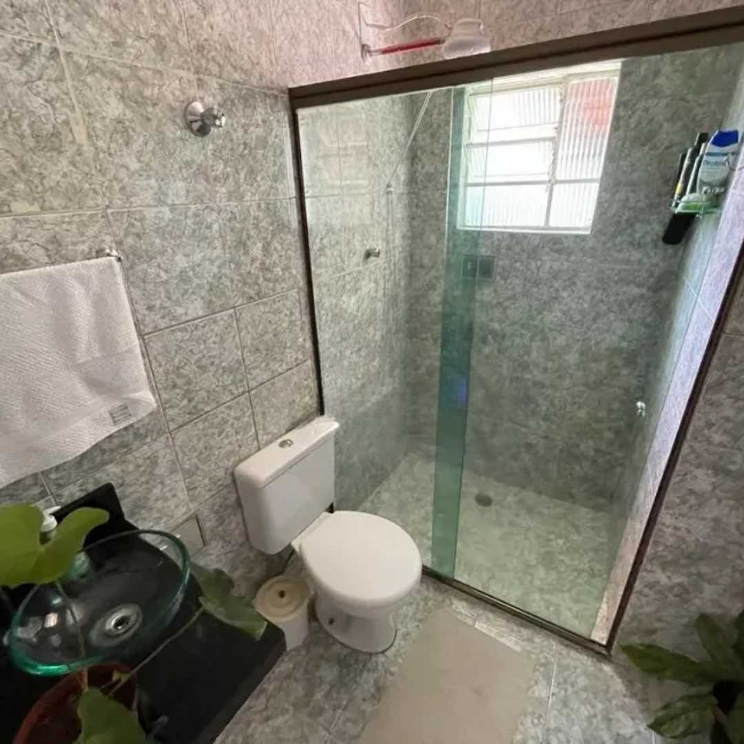 Casa à venda com 4 quartos, 200m² - Foto 10