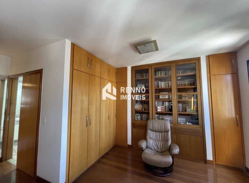 Apartamento à venda com 4 quartos, 251m² - Foto 13