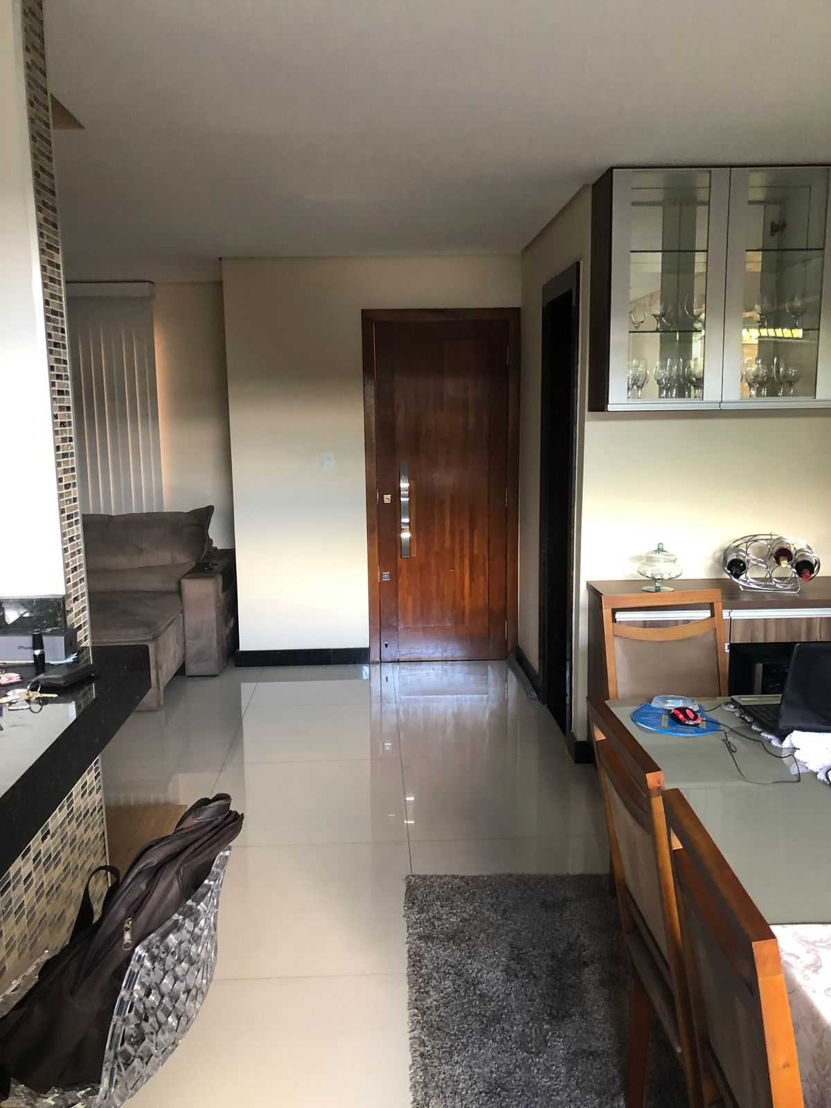 Casa à venda com 3 quartos, 107m² - Foto 8