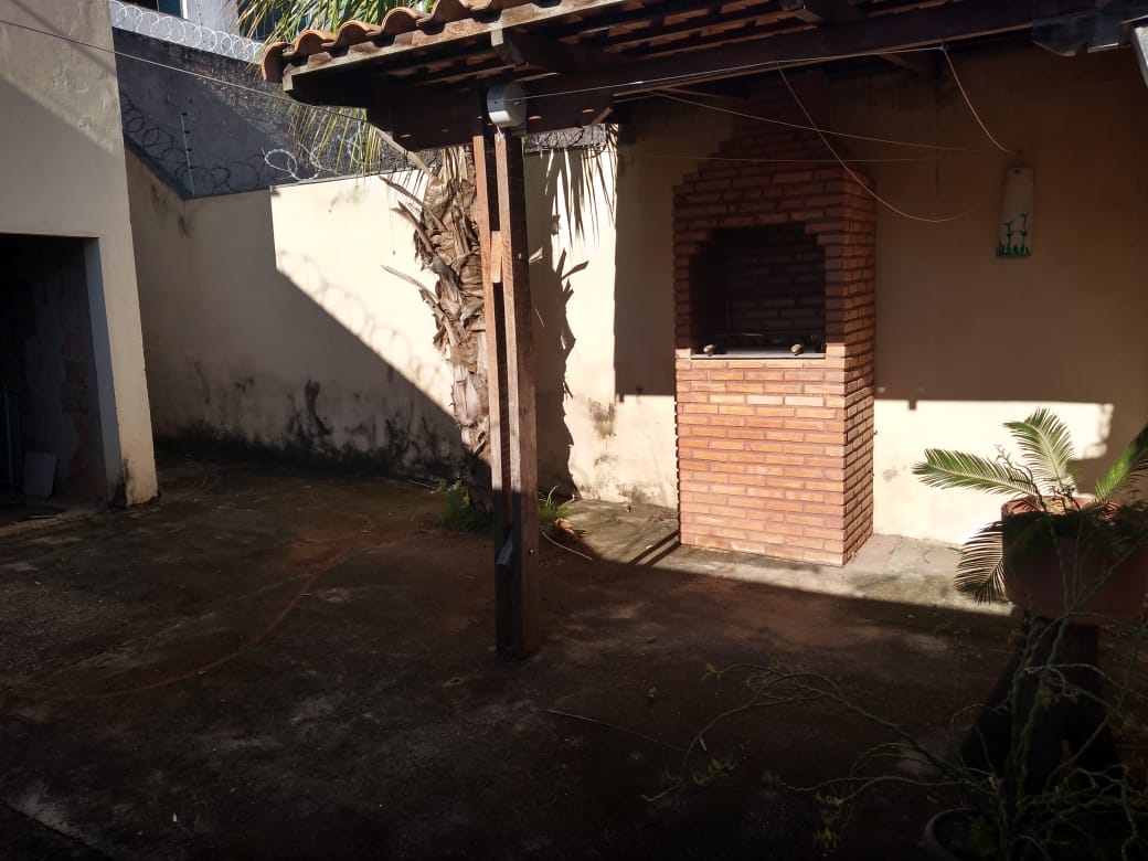 Casa à venda com 3 quartos, 200m² - Foto 16