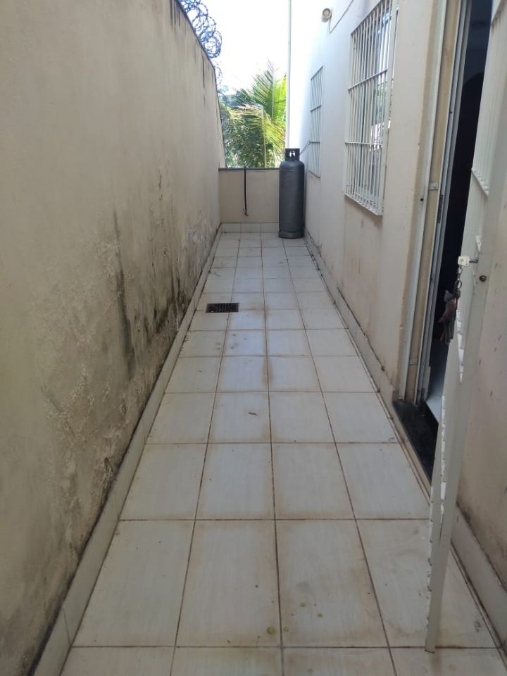 Casa à venda com 3 quartos, 200m² - Foto 17