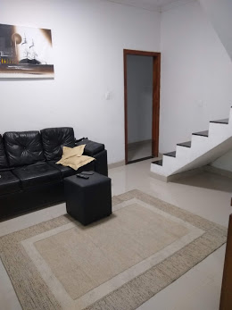 Casa à venda com 2 quartos, 180m² - Foto 1