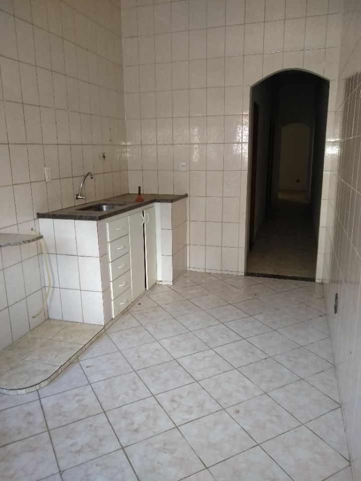 Casa à venda com 2 quartos, 100m² - Foto 9