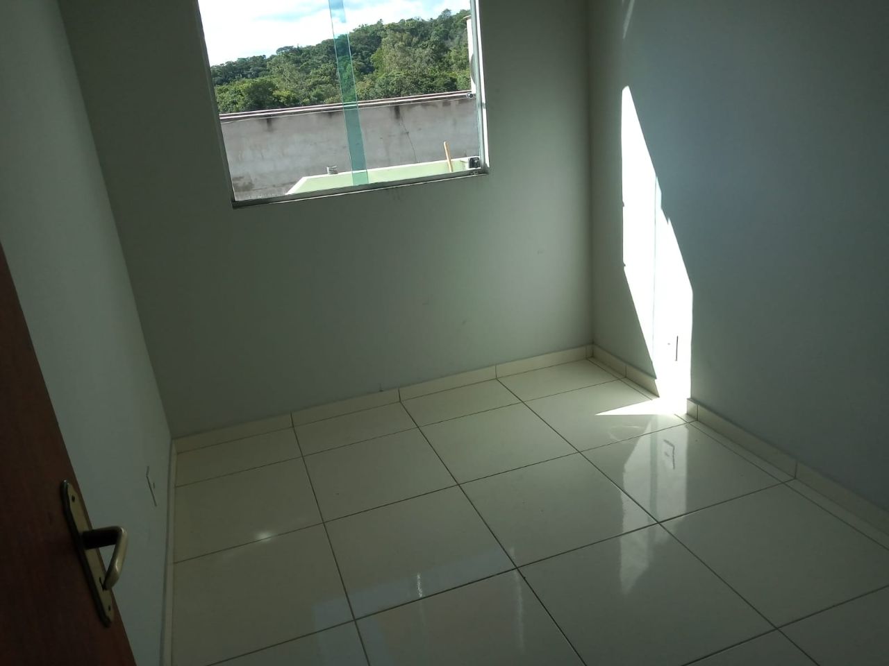 Casa à venda com 3 quartos, 60m² - Foto 8