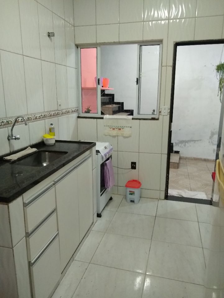 Casa à venda com 2 quartos, 80m² - Foto 5