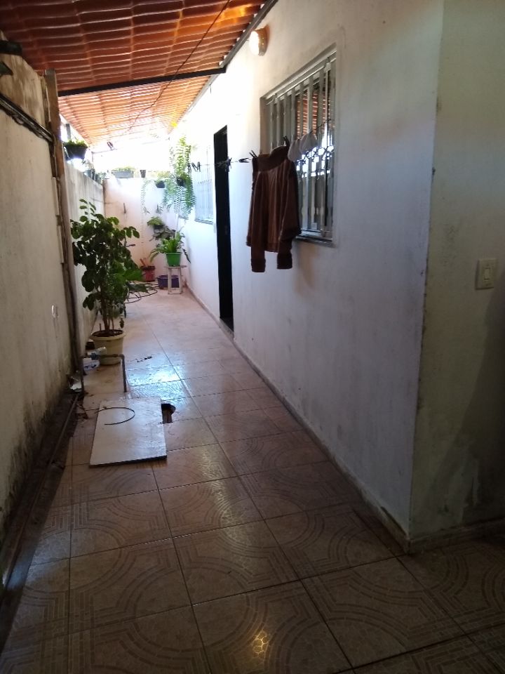 Casa à venda com 2 quartos, 80m² - Foto 10