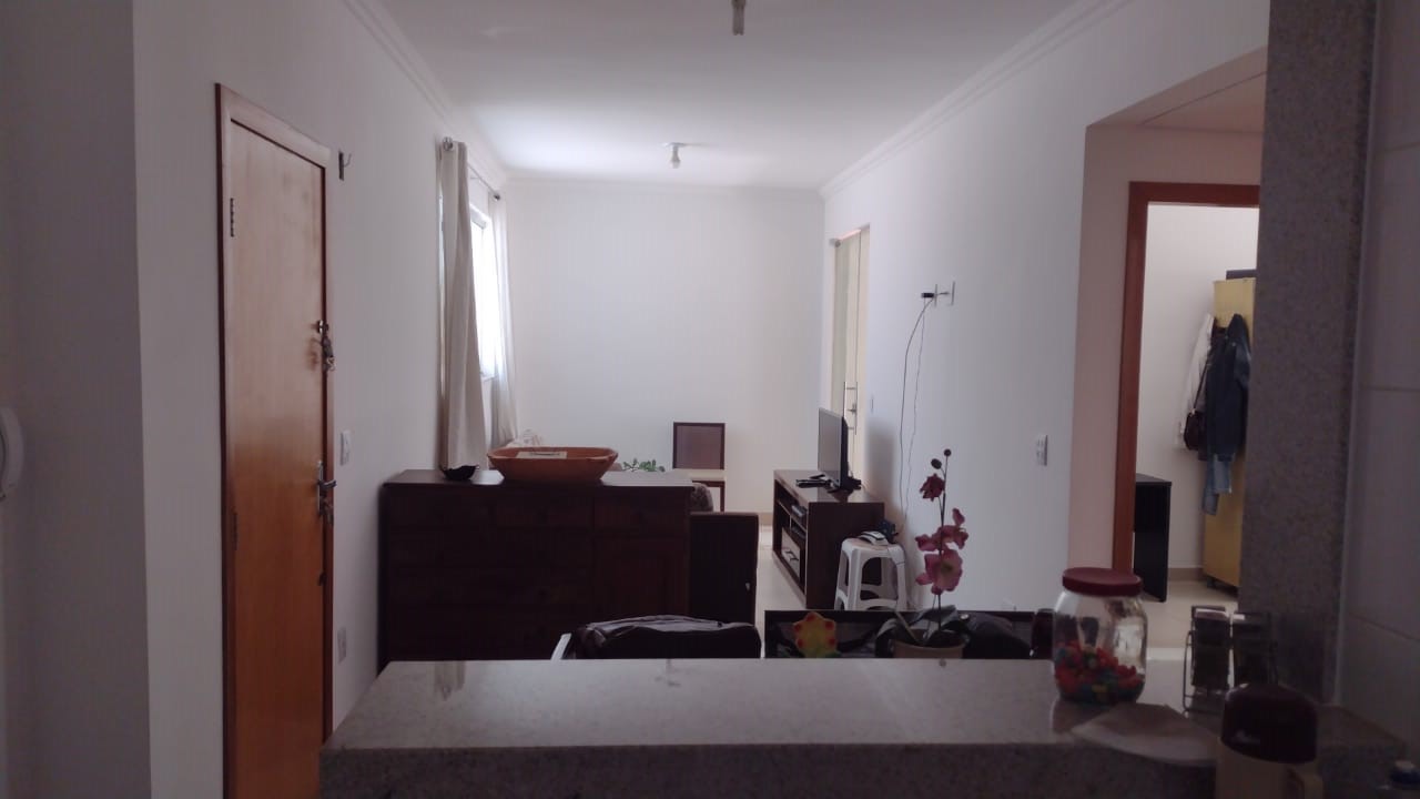 Apartamento à venda com 2 quartos, 58m² - Foto 1