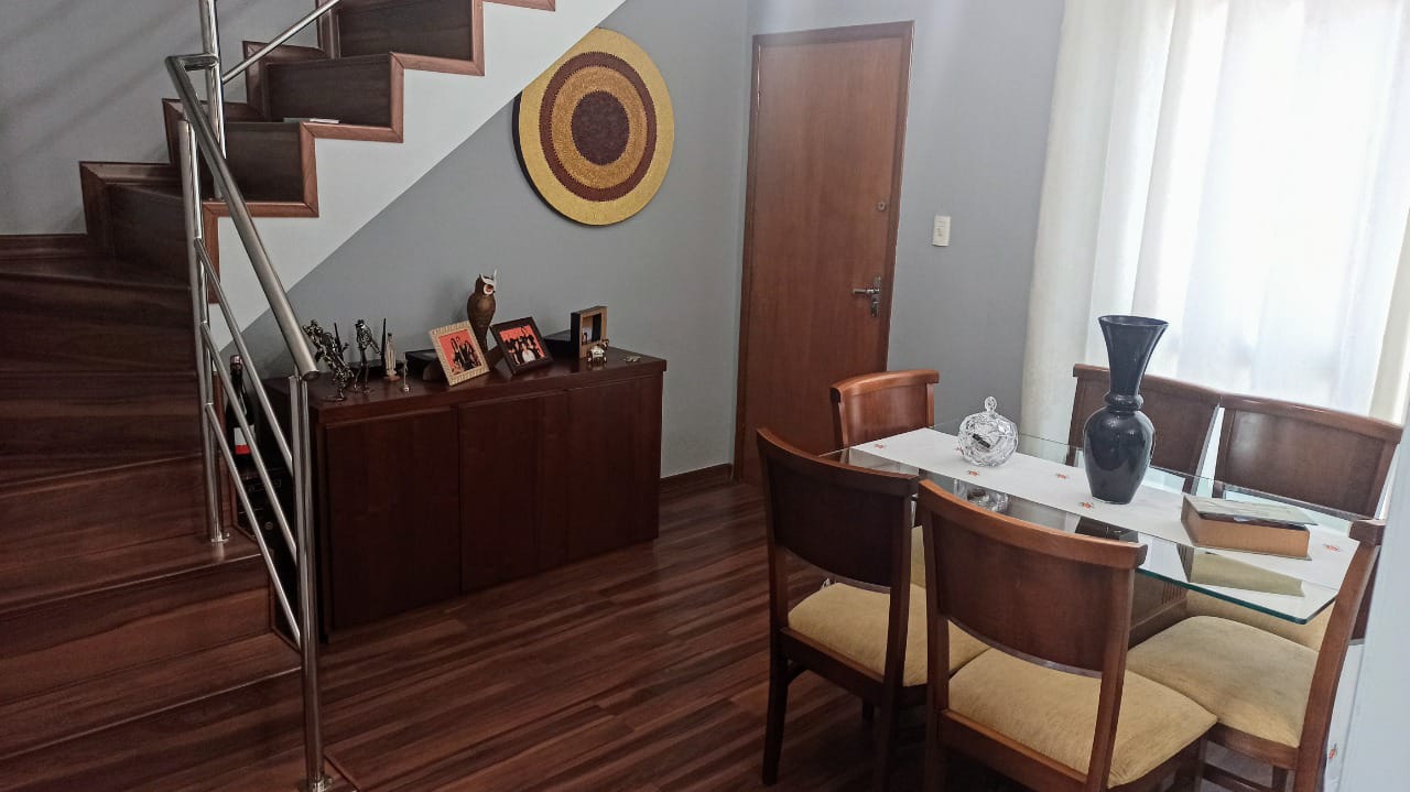 Cobertura à venda com 2 quartos, 100m² - Foto 1